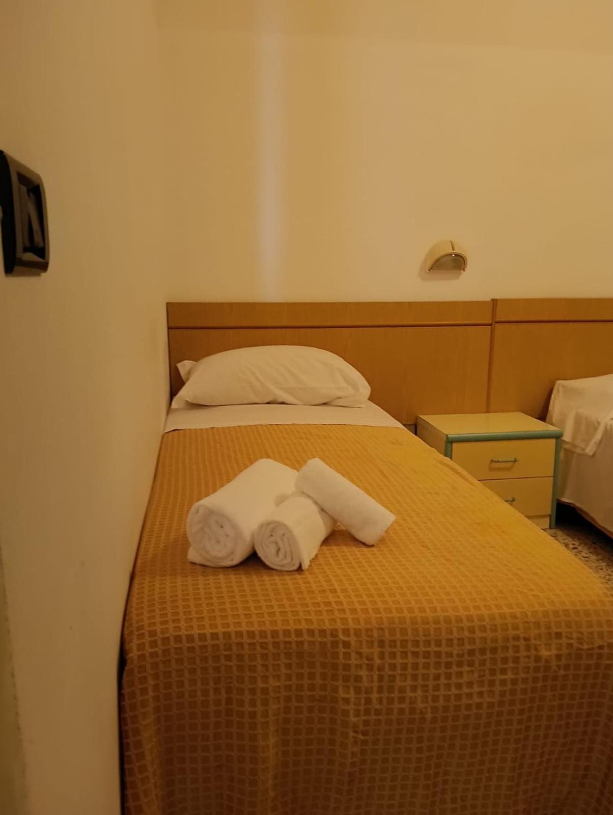 Hotel Sidney Bellaria-Igea Marina Exterior foto